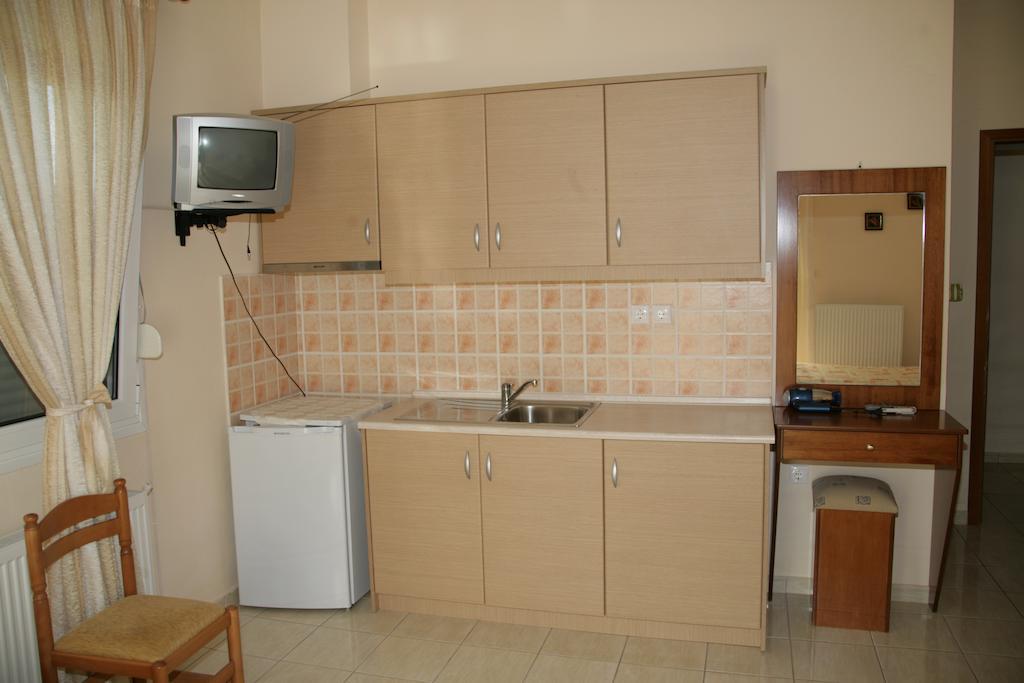 Elanthi Hostel Kastoria Room photo