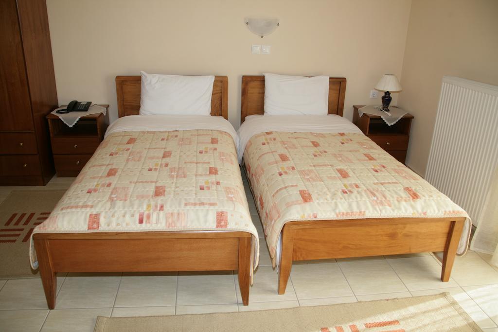 Elanthi Hostel Kastoria Room photo